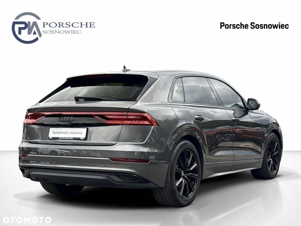 Audi Q8 - 6