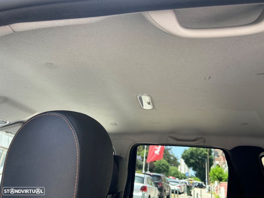 Dacia Duster 1.5 dCi Prestige - 20