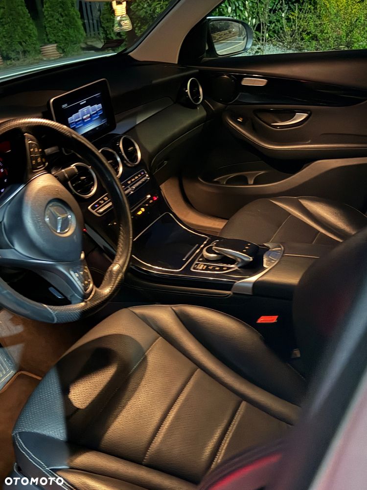 Mercedes-Benz GLC 220 d 4-Matic - 15