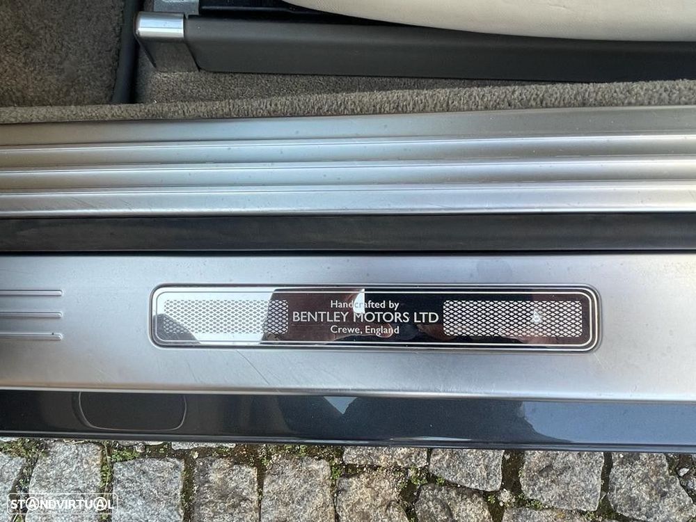 Bentley Continental GT W12 - 21