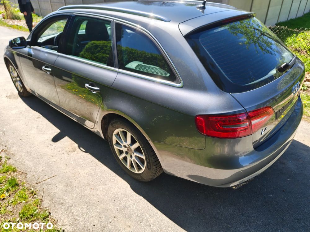 Audi A4 Avant 2.0 TDI ultra - 9