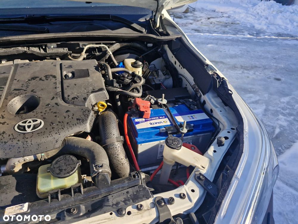 Toyota Hilux 4x4 Double Cab Autm S&S Executive - 34