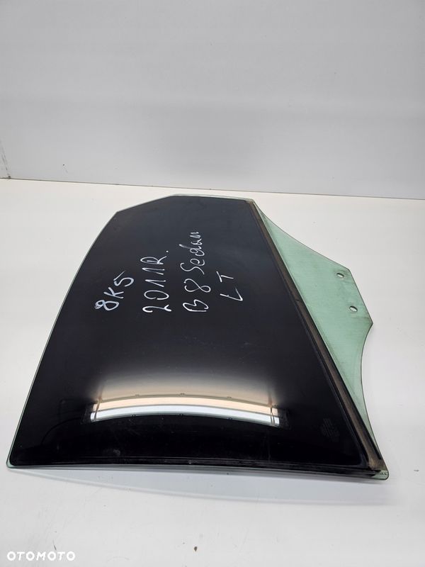 SZYBA BOCZNA DRZWI LEWY TYŁ AUDI A4 B8 SEDAN 8K5 2011 - 2