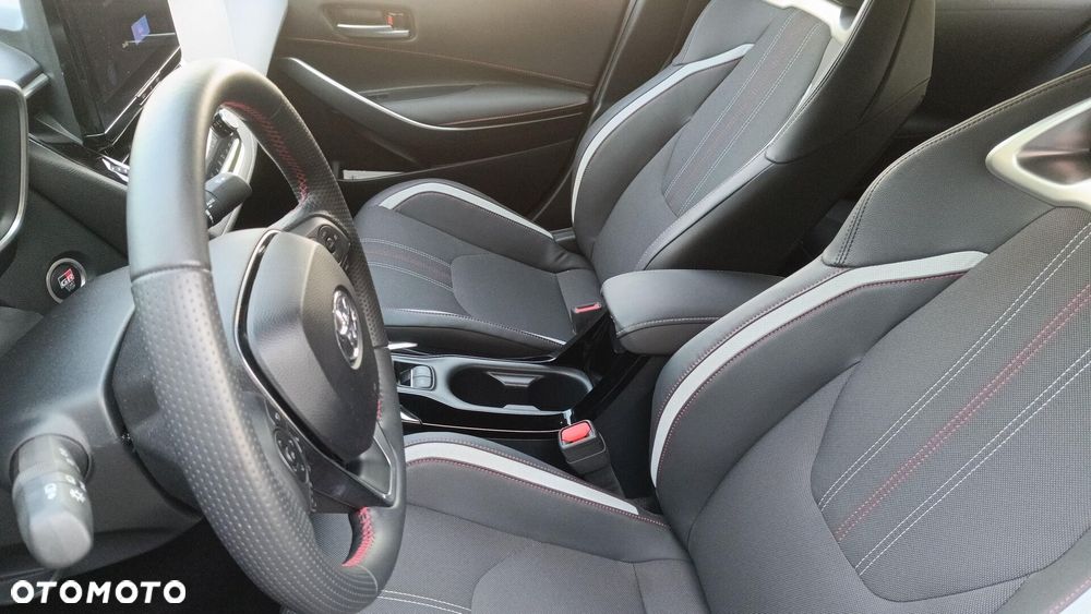 Toyota Corolla 1.8 Hybrid GR Sport Dynamic - 14