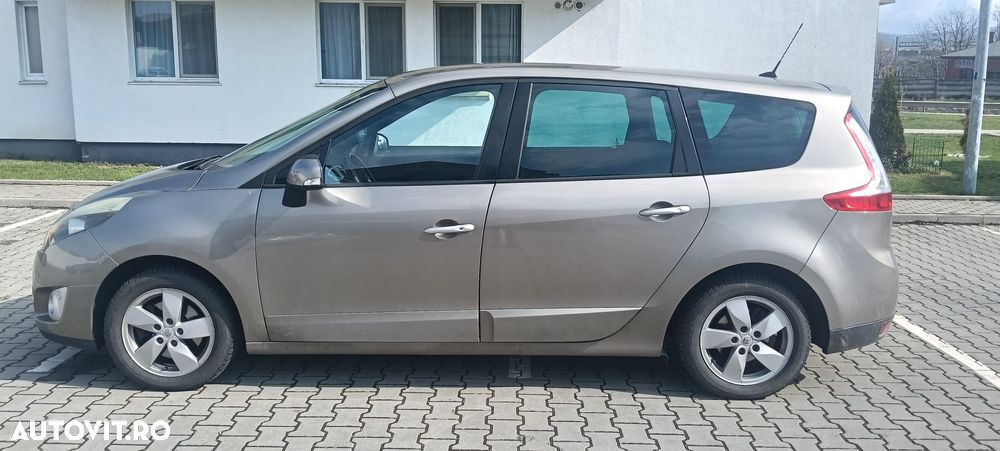 Renault Grand Scenic 1.5 dCi Confort Dynamique - 4