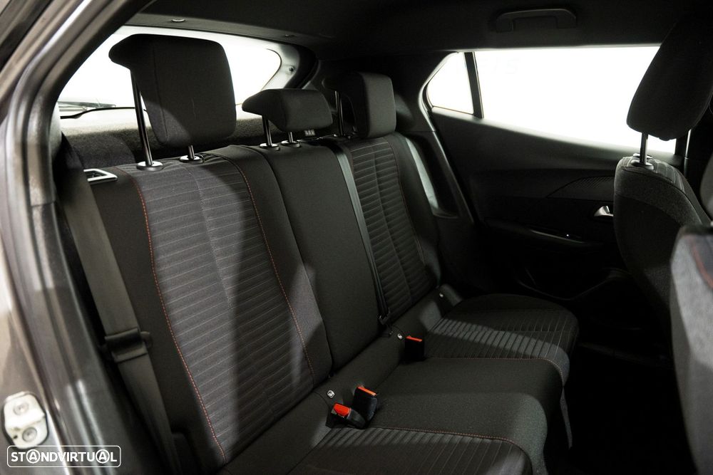 Peugeot 2008 1.2 PureTech Active Pack - 14