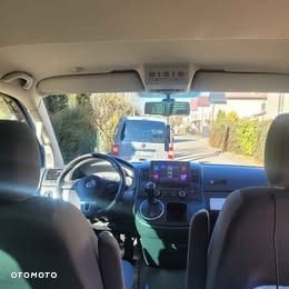Volkswagen Multivan - 8
