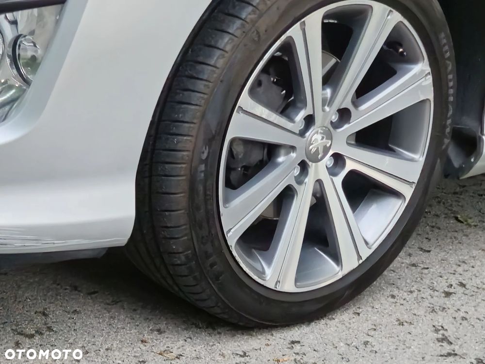 Peugeot 308 120 VTi Family - 9
