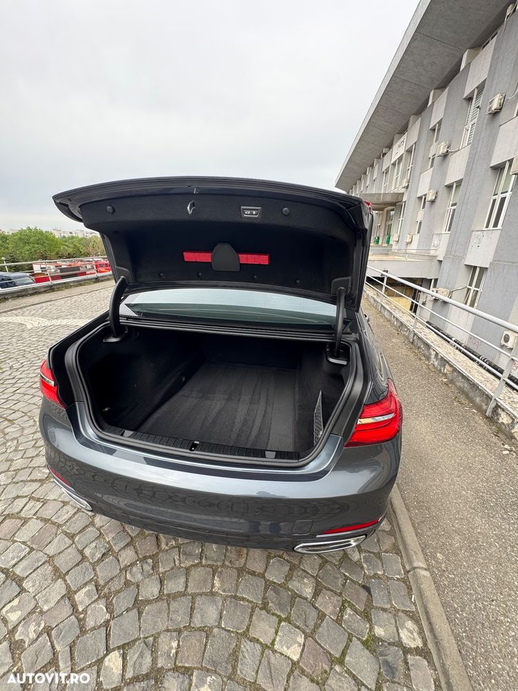 BMW Seria 7 730Ld xDrive - 9