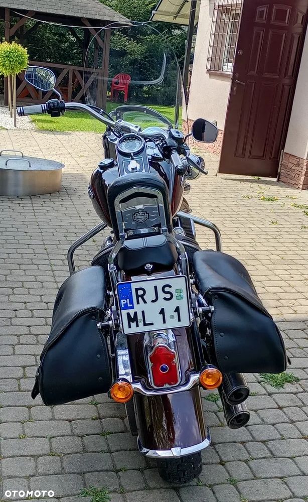 Harley-Davidson Softail Deluxe - 8