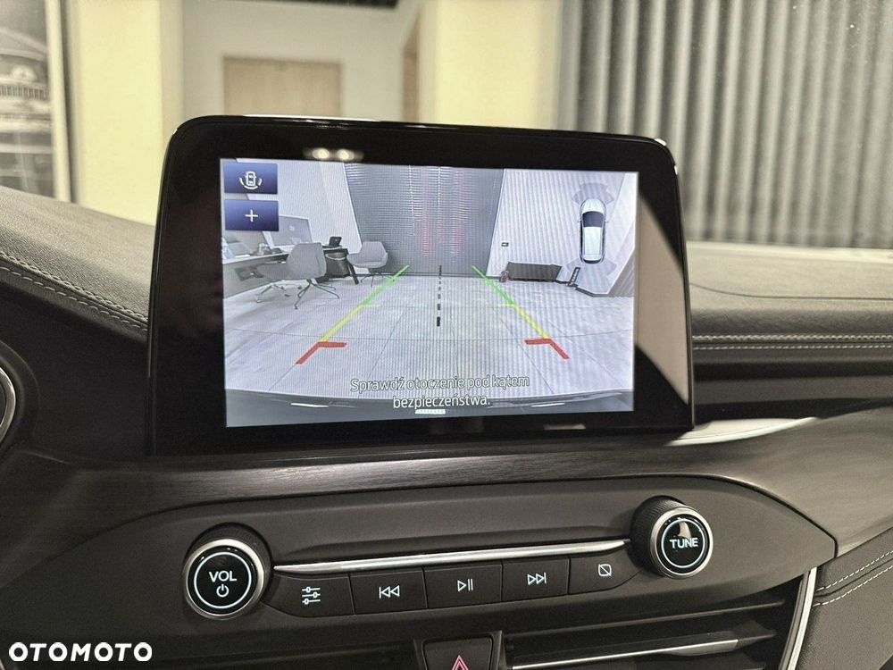 Ford Focus 2.0 EcoBlue Vignale - 30