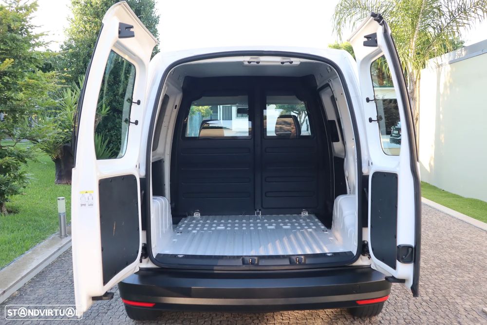 VW Caddy - 12