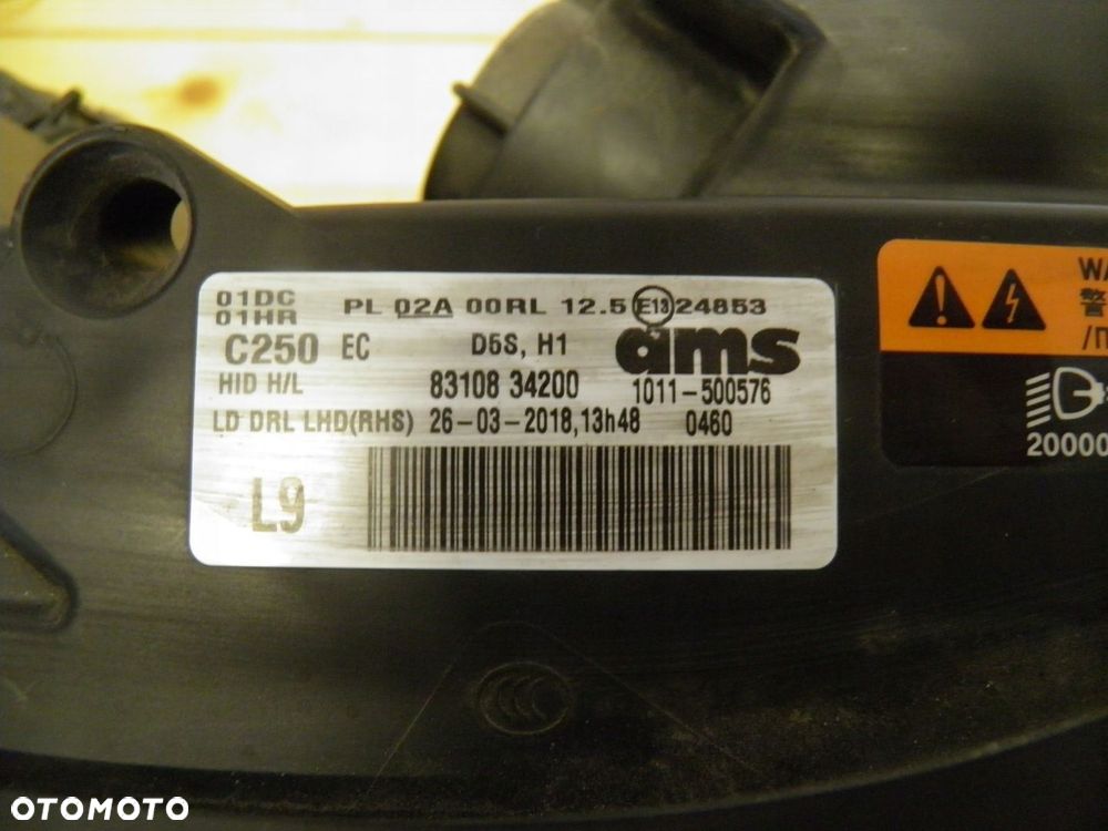 REFLEKTOR LAMPA PRAWY PRZÓD SSANGYONG KORANDO LED 17-19 8310834200 - 6