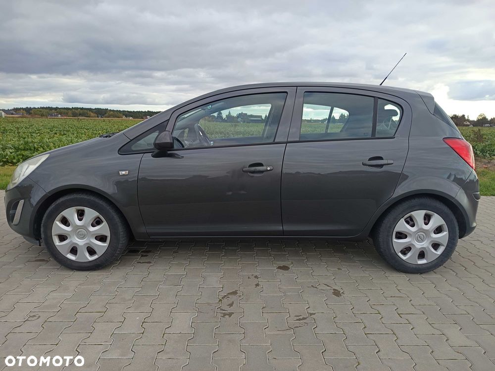 Opel Corsa - 8