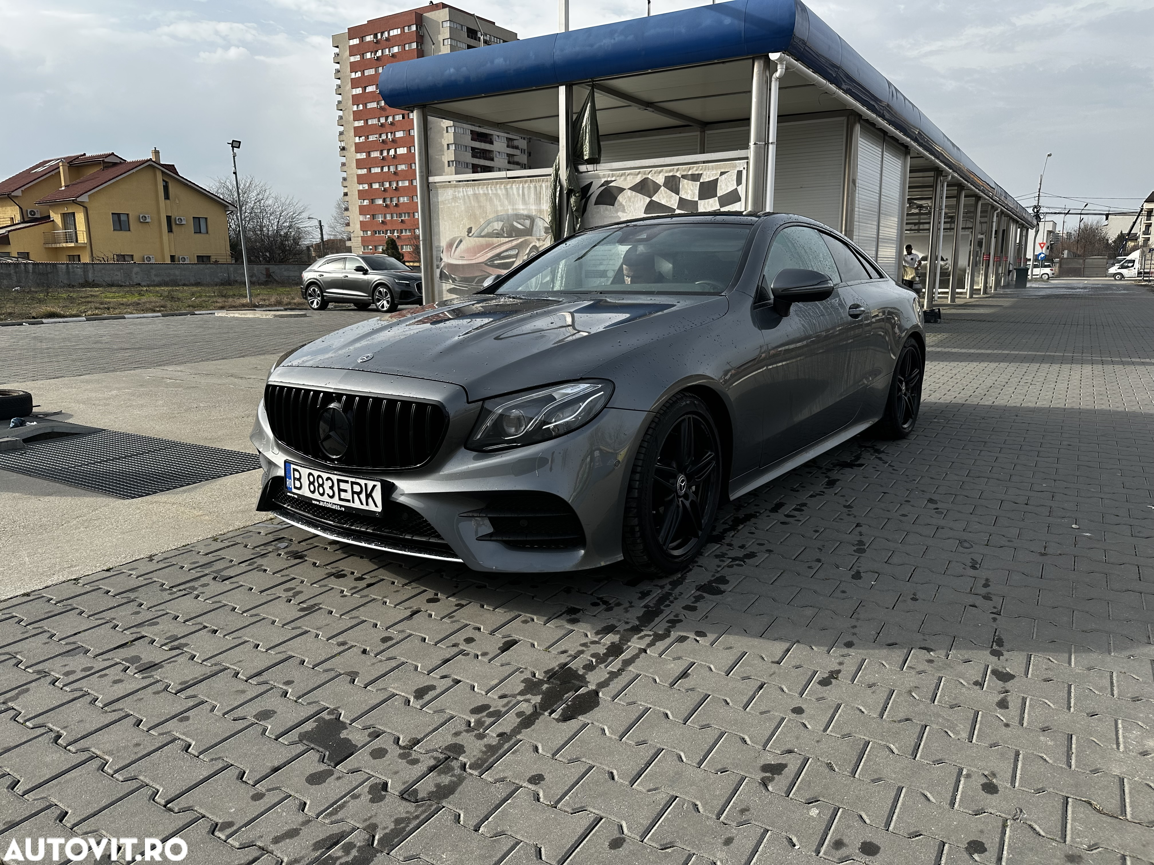 Mercedes-Benz E 220 d Coupe Aut. - 2