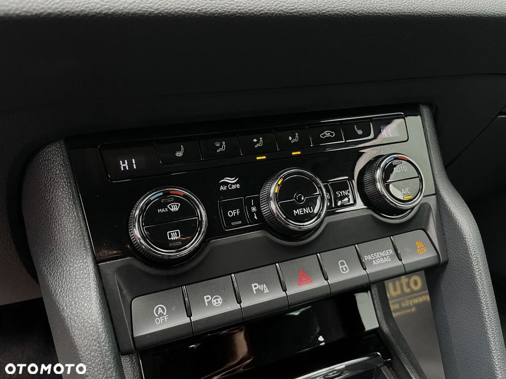 Skoda Karoq 2.0 TDI SCR 4x4 Style DSG - 29