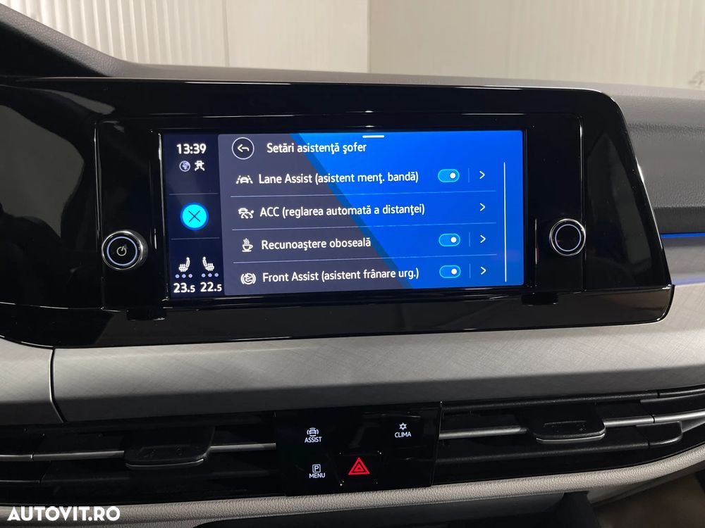 Volkswagen Golf 1.5 TSI ACT Life - 17