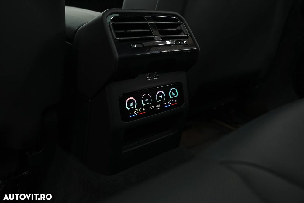 BMW Seria 5 520d AT MHEV - 38