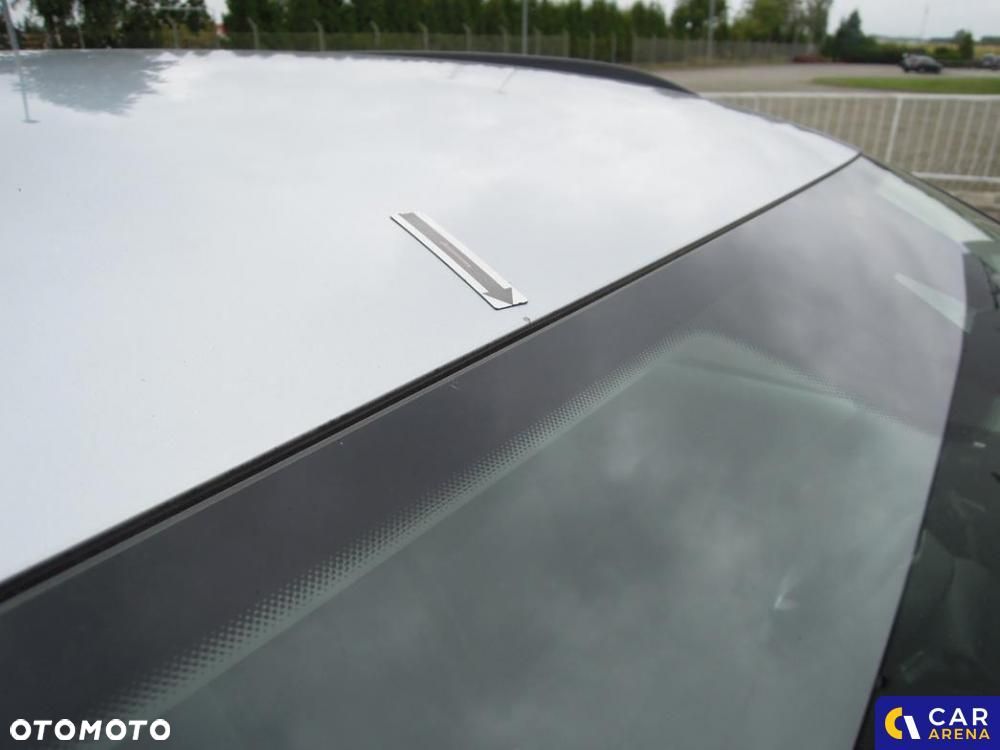 Volkswagen Passat - 30