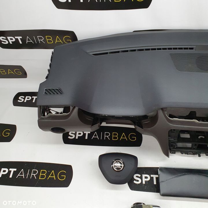 SKODA OCTAVIA III 3 5E0 LIFT BRĄZ DESKA ROZDZIELCZA KONSOLA KOKPIT PULPIT PODUSZKI AIRBAG AIR BAG PASY KIT SET - 2