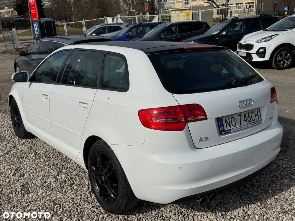 Audi A3 Sportback 1.4 TFSI S tronic Ambiente - 3