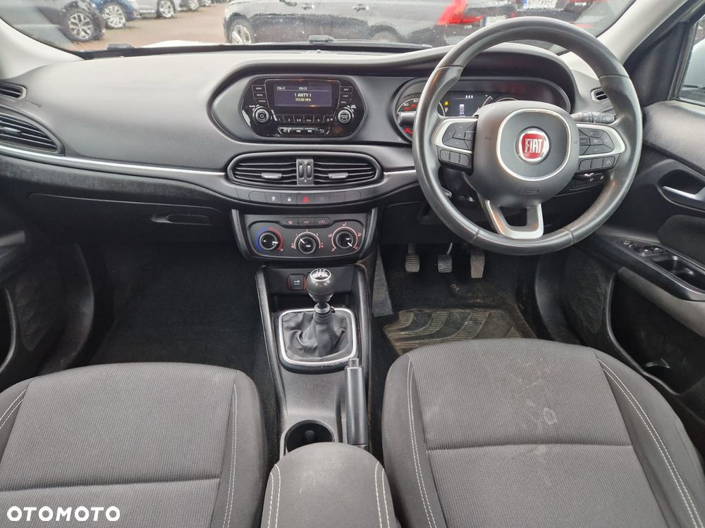 Fiat Tipo 1.4 16v Pop - 12