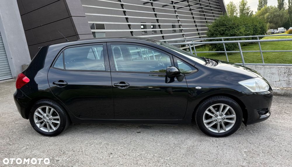 Toyota Auris - 9