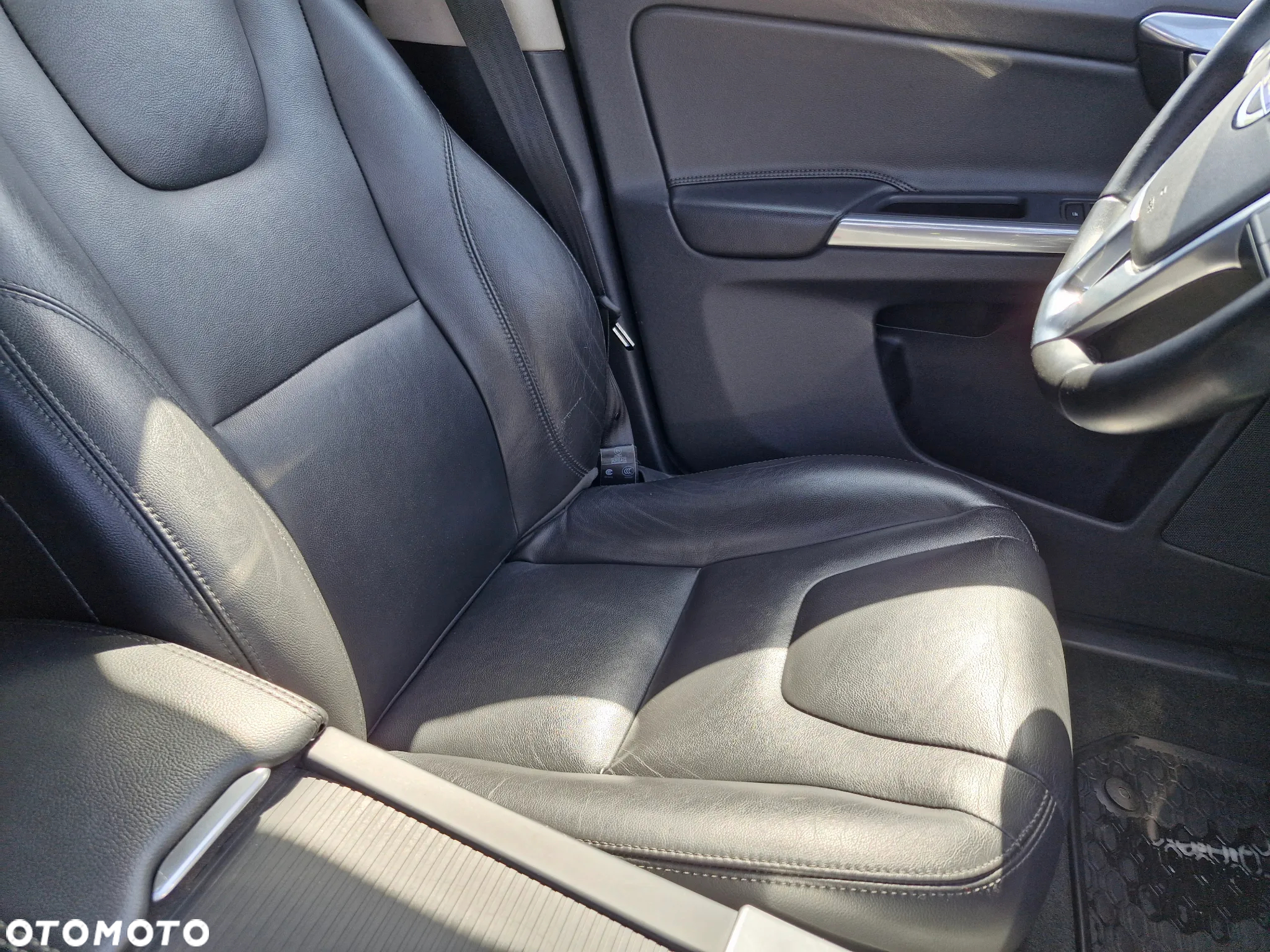 Volvo XC 60 - 10