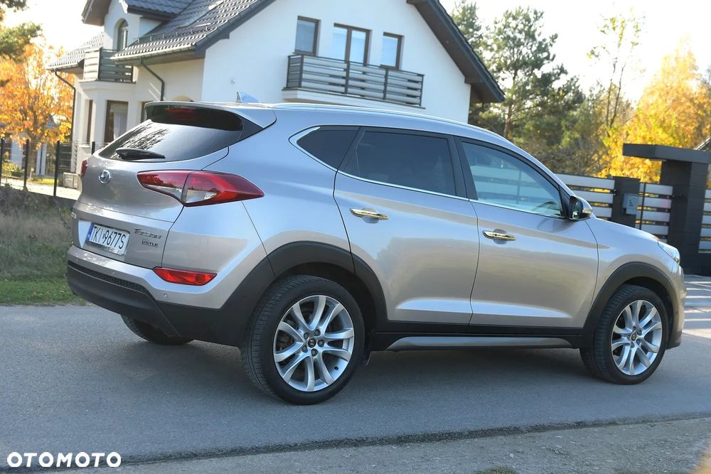 Hyundai Tucson 1.7 CRDI BlueDrive Premium 2WD DCT - 9