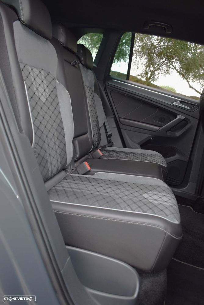 VW Tiguan 1.4 TSI eHybrid R-Line DSG - 39