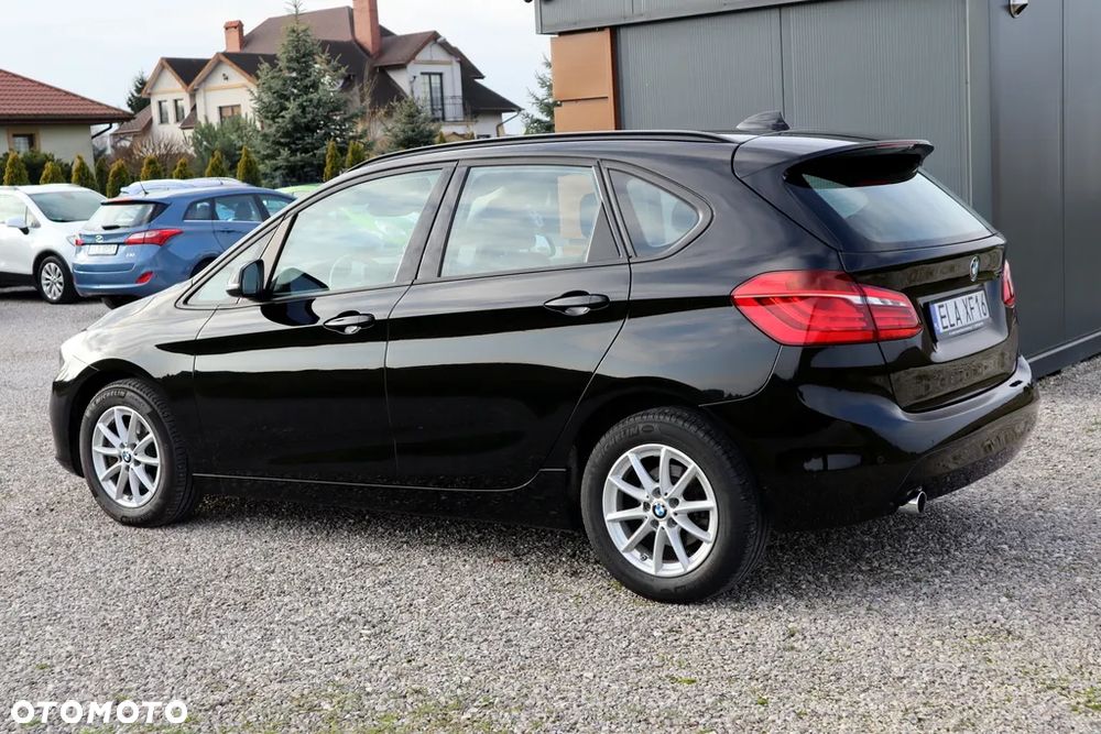 BMW Seria 2 218d Active Tourer - 10