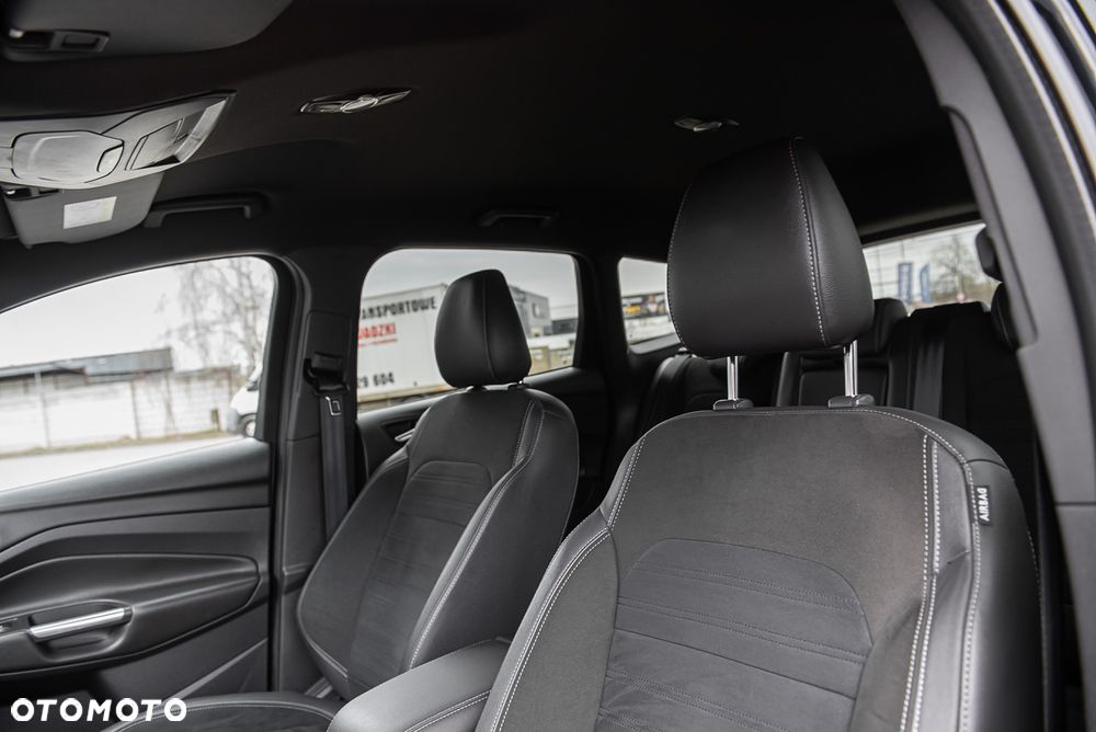 Ford Kuga 1.5 EcoBoost FWD ST-Line ASS - 18
