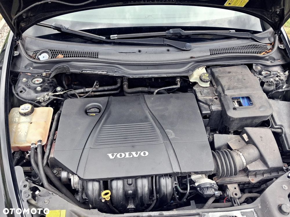 Volvo S40 1.8 Momentum - 24