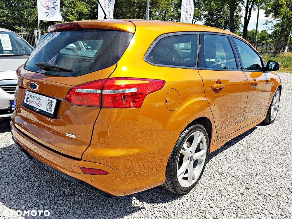Ford Focus 1.0 EcoBoost Start-Stopp-System ST-LINE - 32