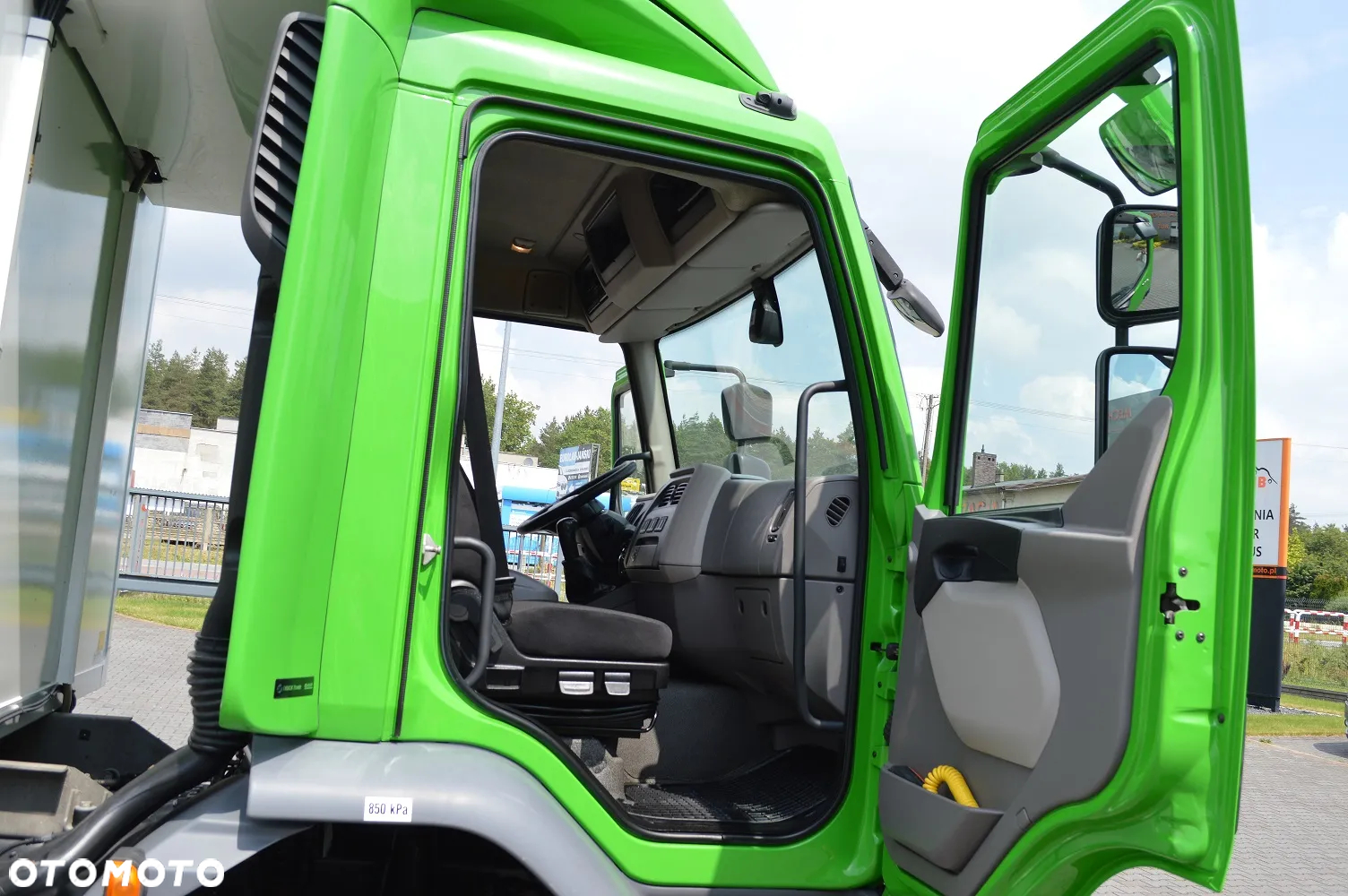DAF LF 320 18.320 FA CHŁODNIA/MROŹNIA - 17