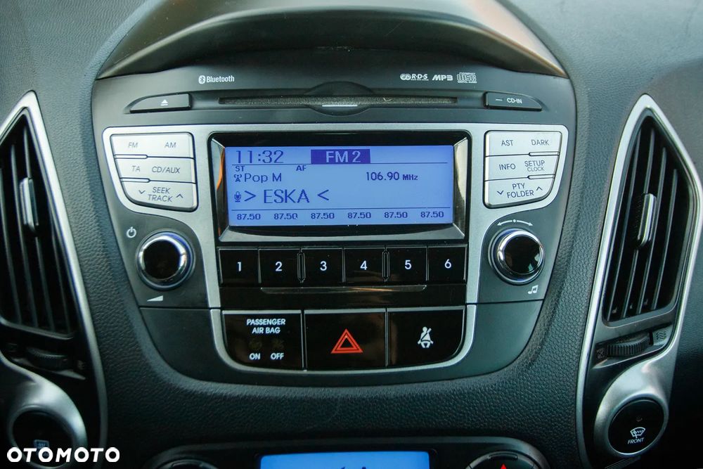 Hyundai ix35 1.7 CRDi 2WD blue Finale Silver - 21