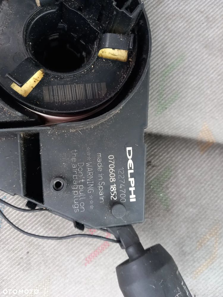 Przełącznik zespolony, zwijak Opel Corsa D - 2