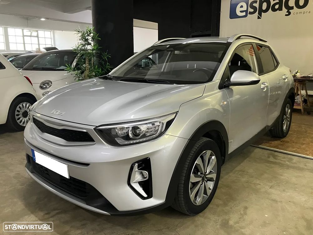 Kia Stonic 1.2 MPi Dynamic - 1