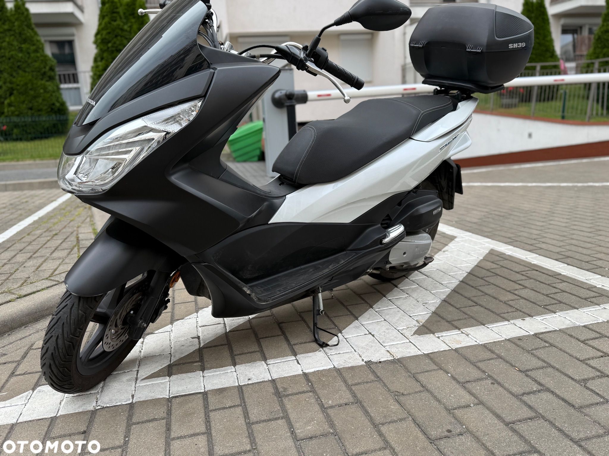 Honda PCX - 1