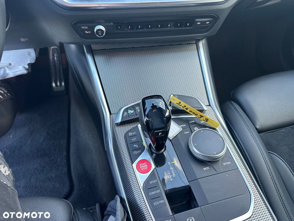 BMW Seria 3 330i M Sport - 11