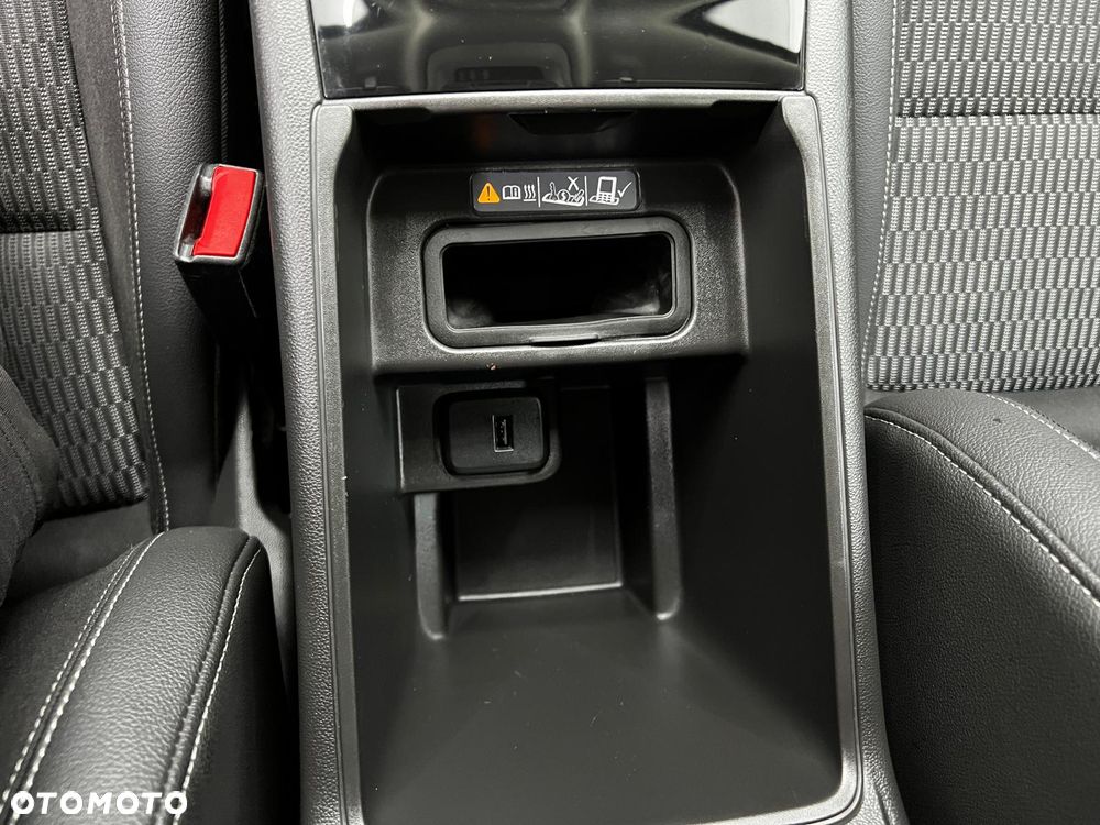 Opel Insignia - 16
