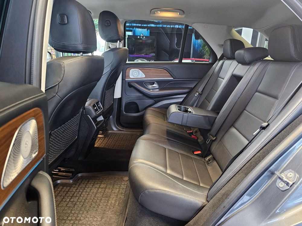 Mercedes-Benz GLE - 15