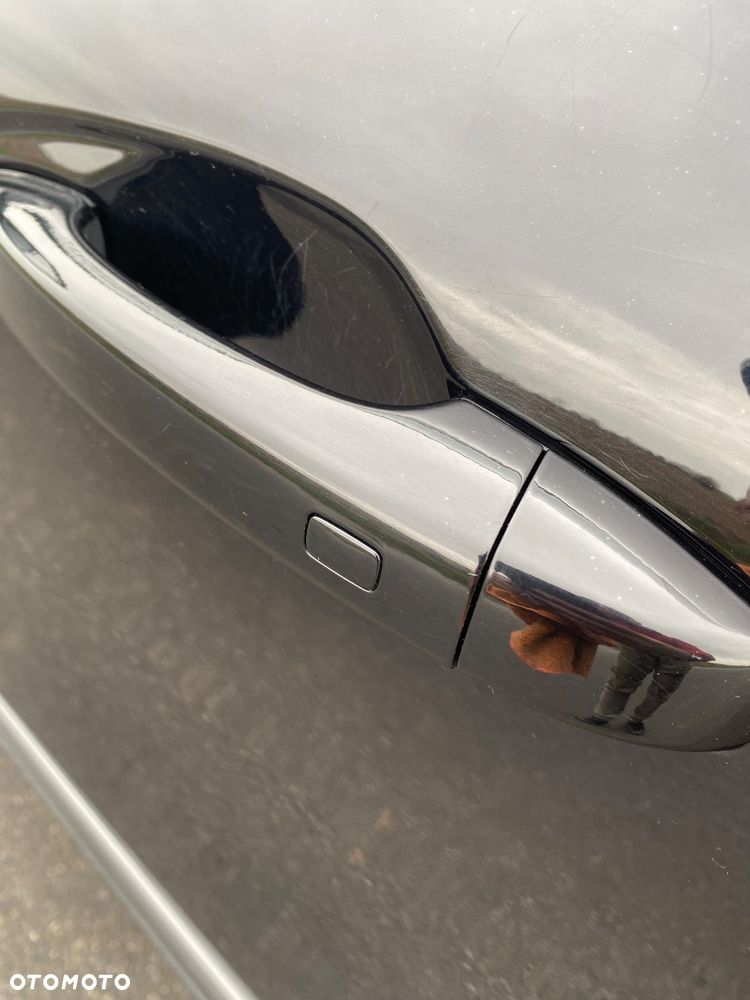 Renault Arkana E-TECH 145 R.S.LINE - 18