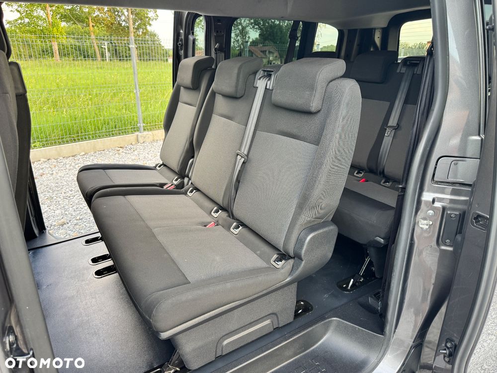 Opel Vivaro - 30