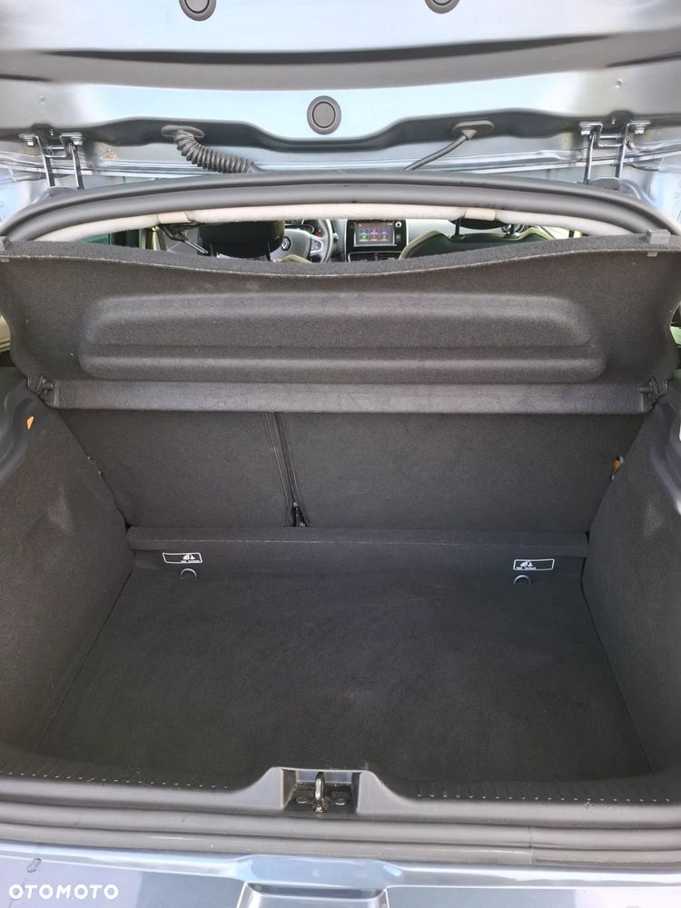 Renault Clio 1.2 16V 75 Limited - 13