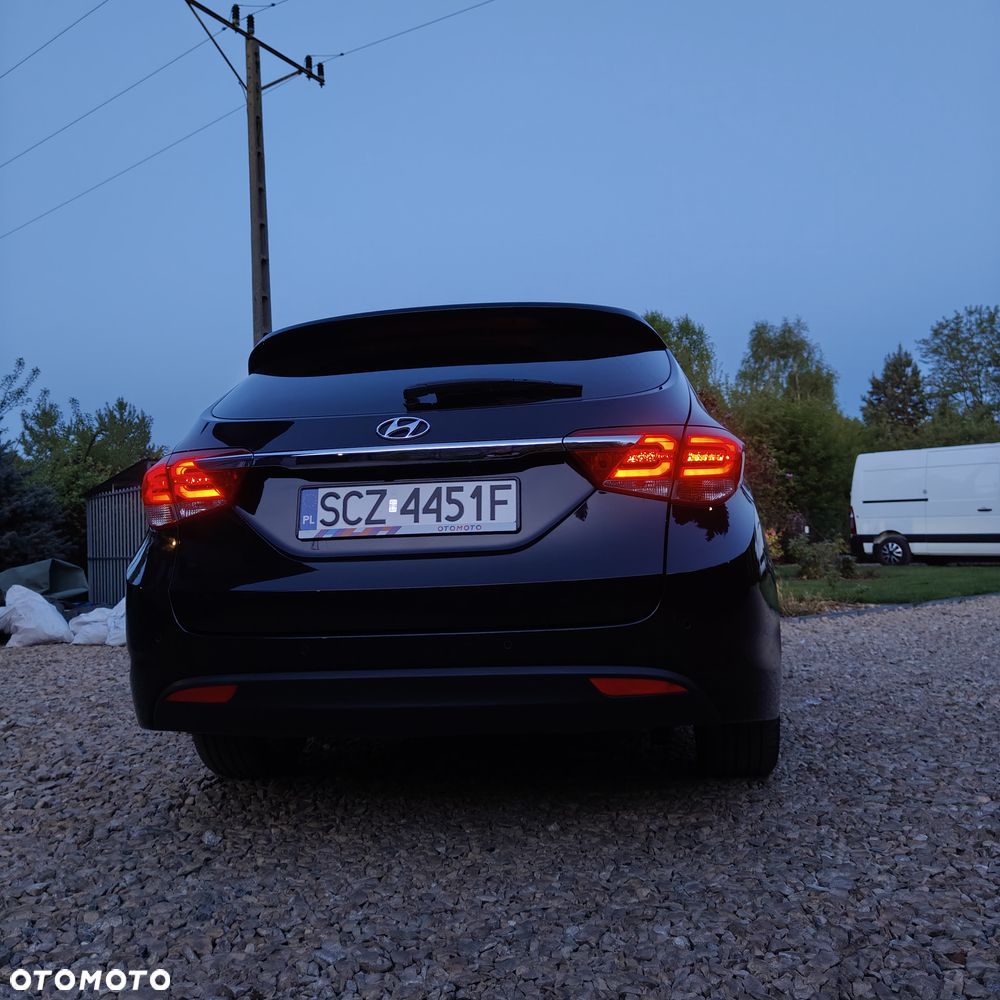 Hyundai i40 Kombi 1.7 CRDi DCT Premium - 21