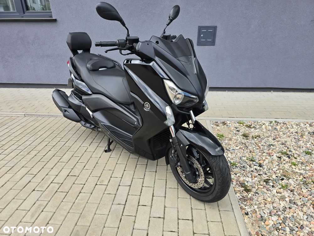 Yamaha X-max - 10