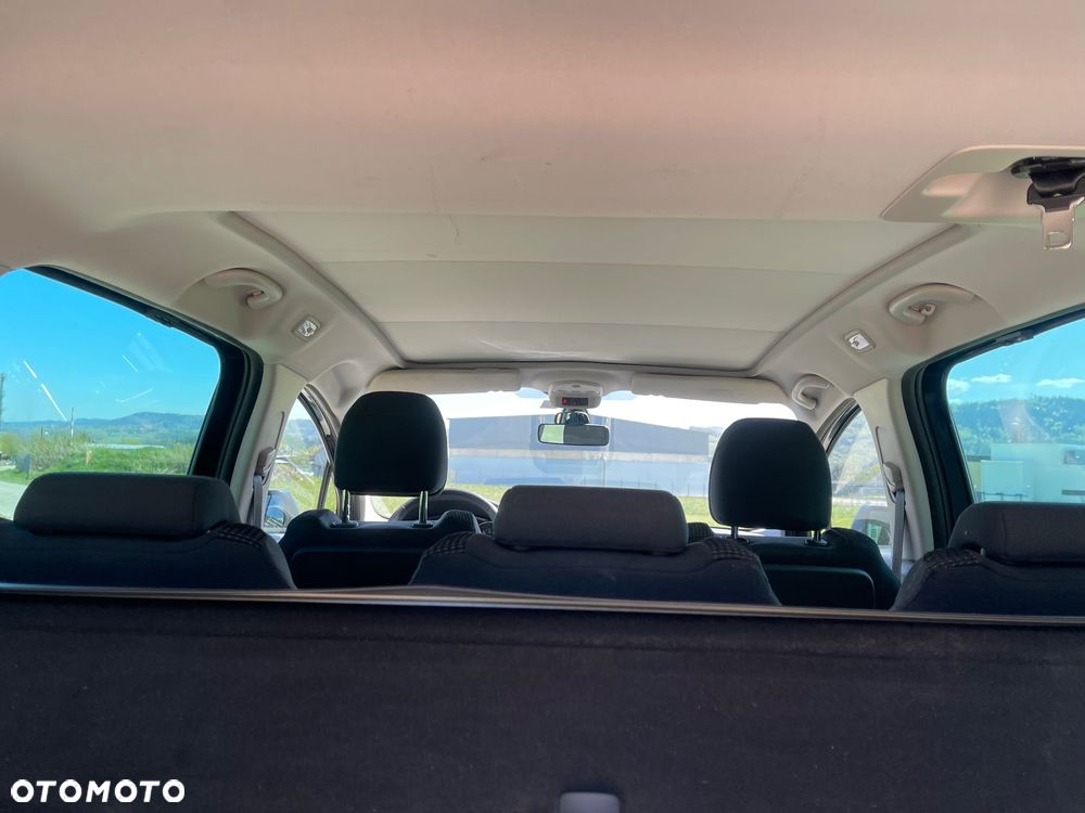 Peugeot 5008 HDI FAP 115 Style - 10