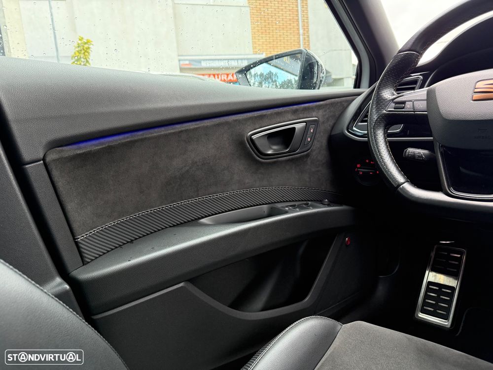 SEAT Leon 2.0 TSI OPF DSG Cupra Edition Carbon - 4
