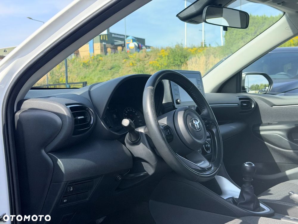 Toyota Yaris 1.5 Comfort - 13